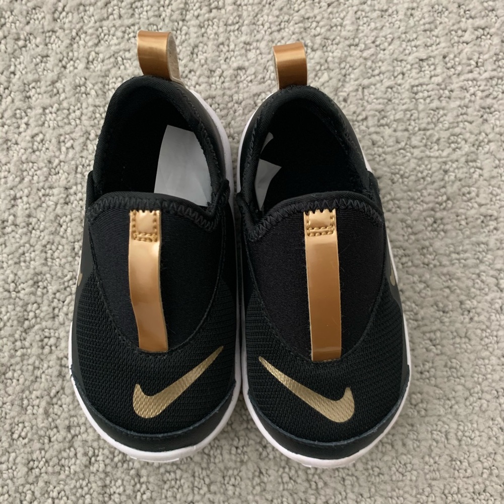 Nike toddler shoes